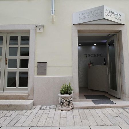 Sette Stanze Hotel Porec Bagian luar foto