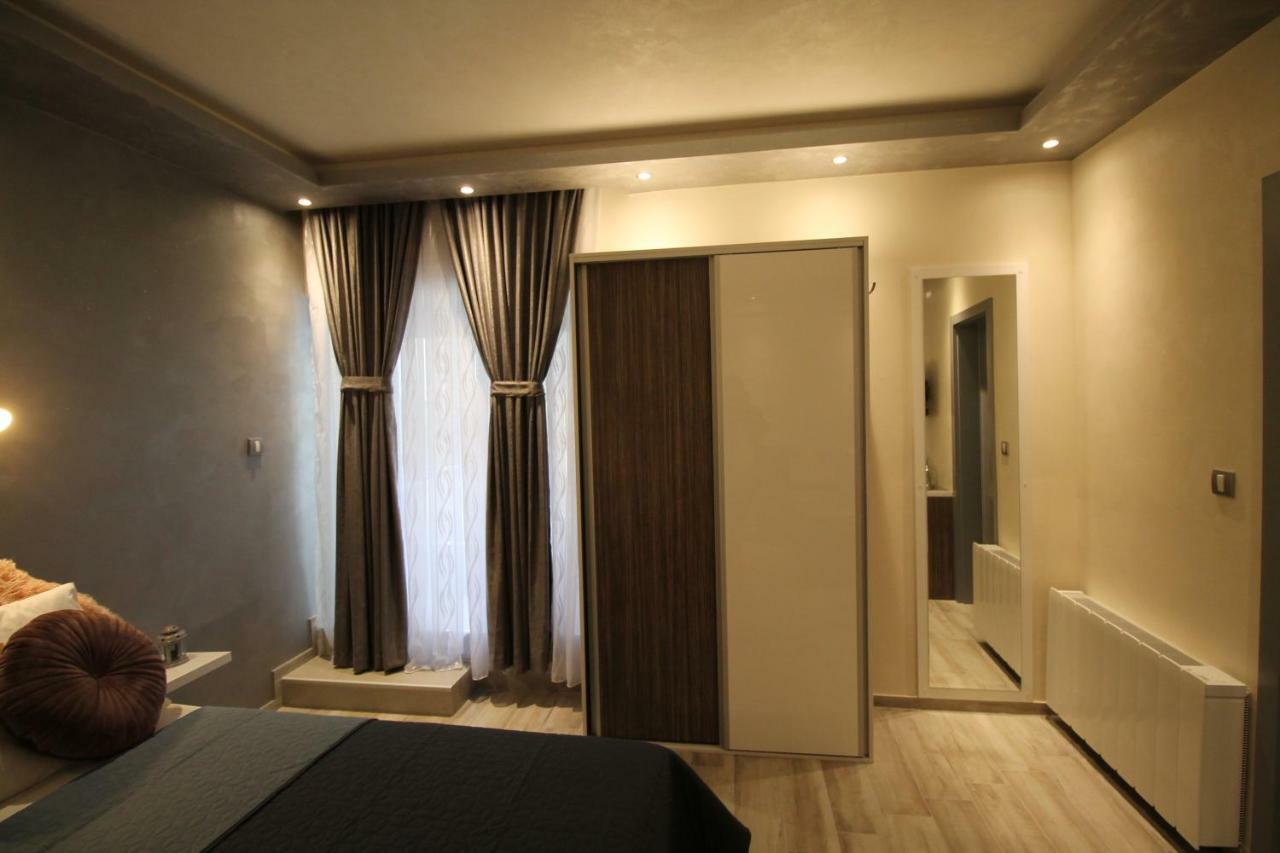Sette Stanze Hotel Porec Bagian luar foto