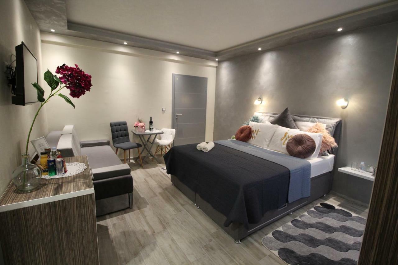 Sette Stanze Hotel Porec Bagian luar foto