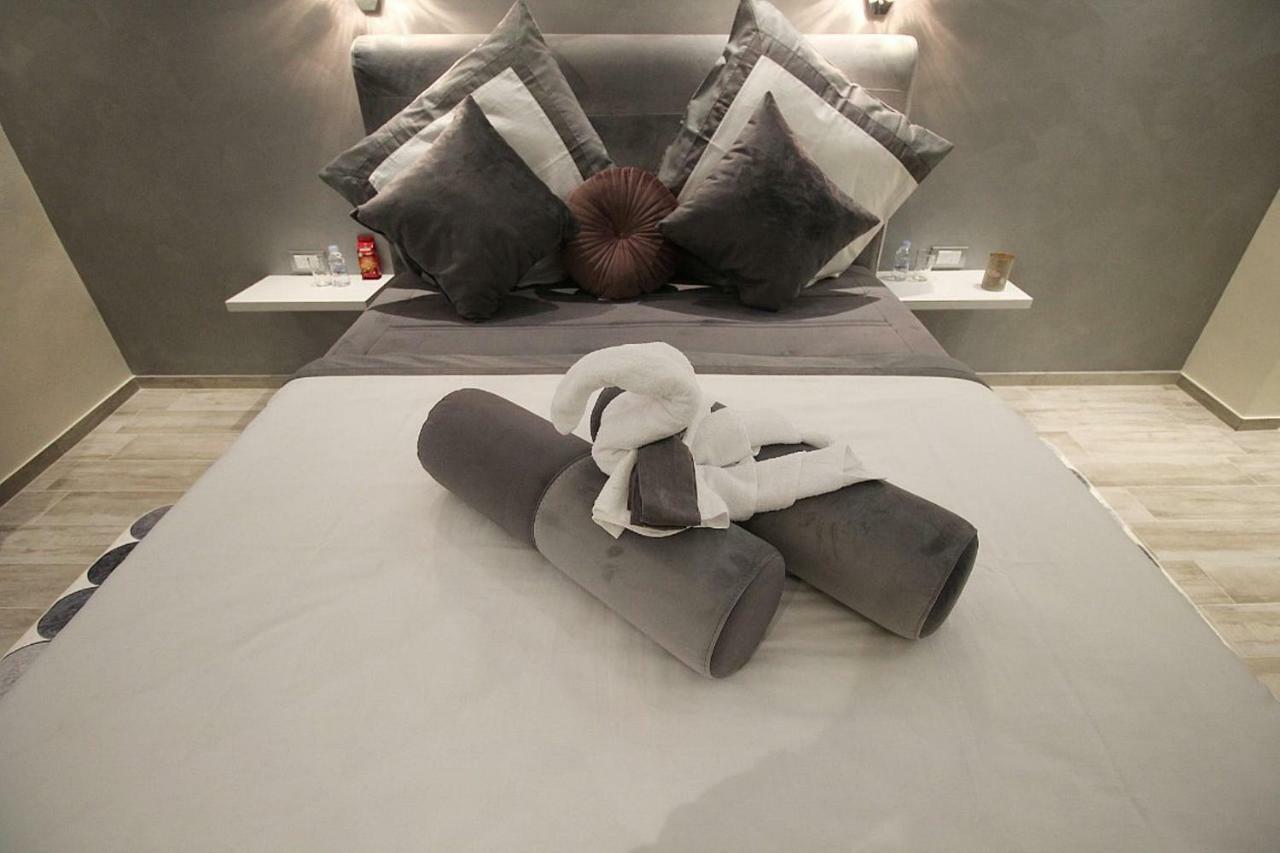 Sette Stanze Hotel Porec Bagian luar foto