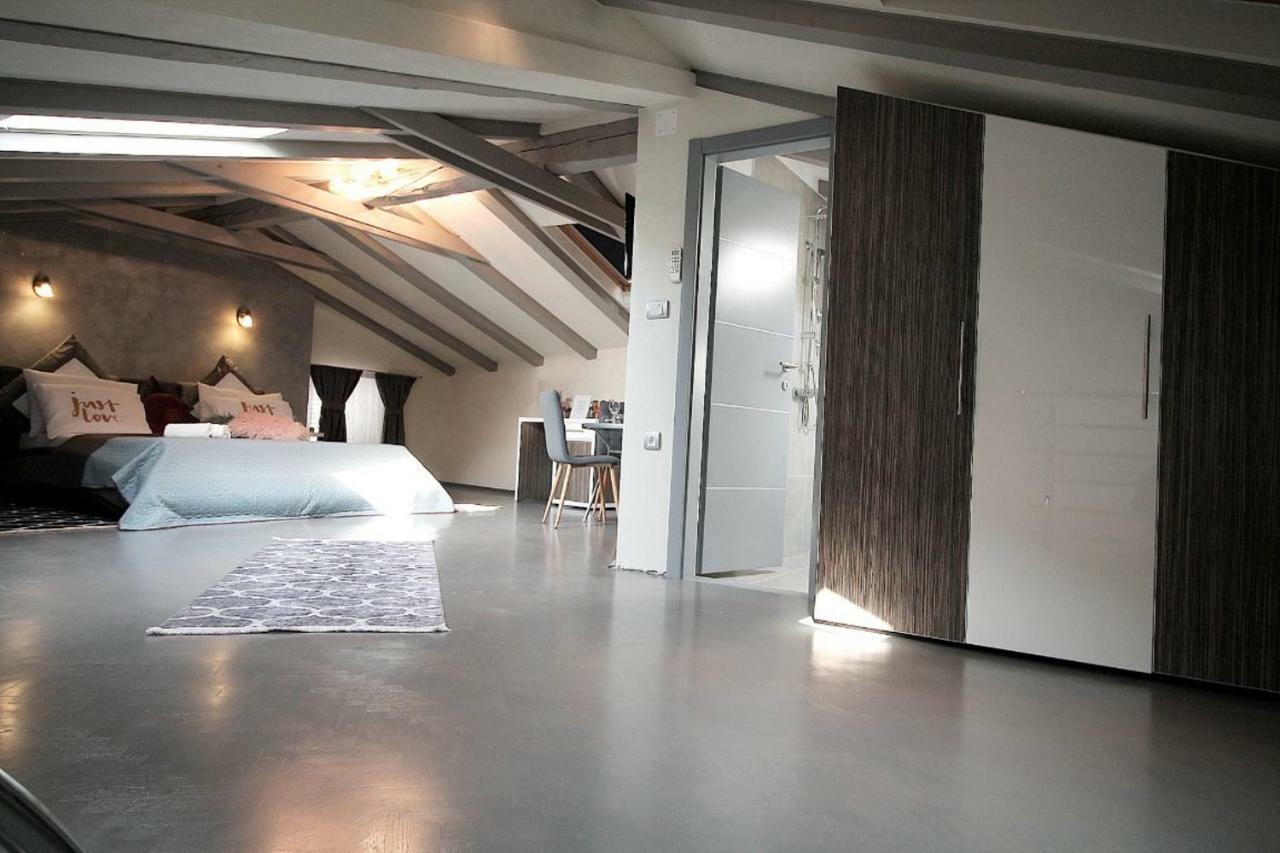 Sette Stanze Hotel Porec Bagian luar foto