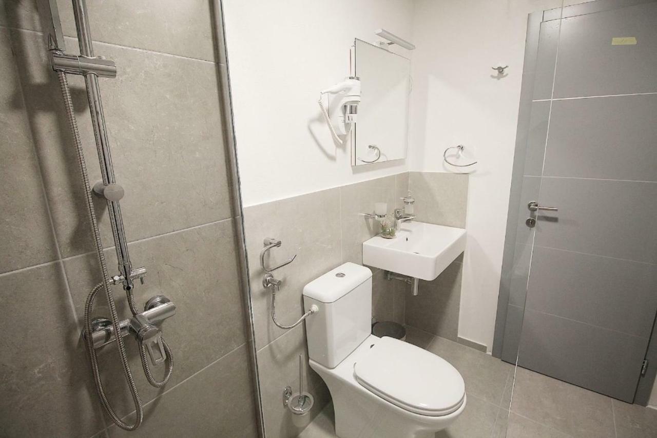 Sette Stanze Hotel Porec Bagian luar foto