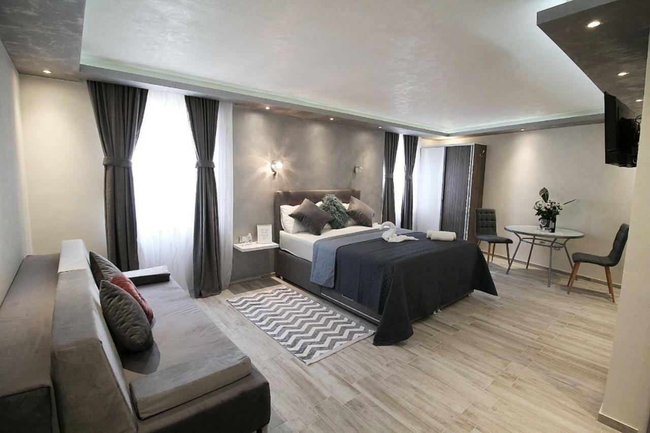 Sette Stanze Hotel Porec Bagian luar foto